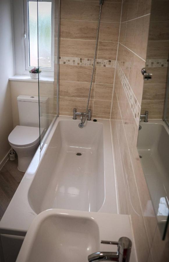 Bridgecity Luxurious Maidstone Holiday Home מראה חיצוני תמונה