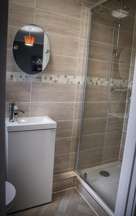 Bridgecity Luxurious Maidstone Holiday Home מראה חיצוני תמונה